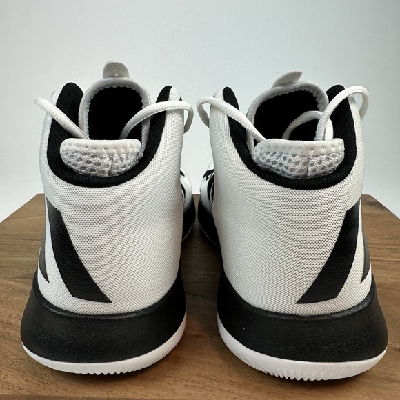 New NWB Mens Adidas Dual Threat White Basketball Shoes Sneakers Size 12 M New NWB Mens Adidas Dual Threat White Basketball Shoes Sneakers Size 12 M